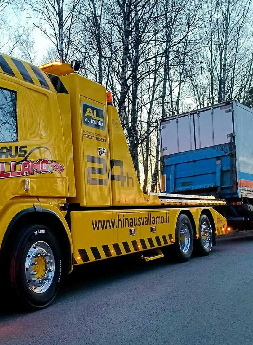 Raskaan kaluston hinaus uusikaupunki