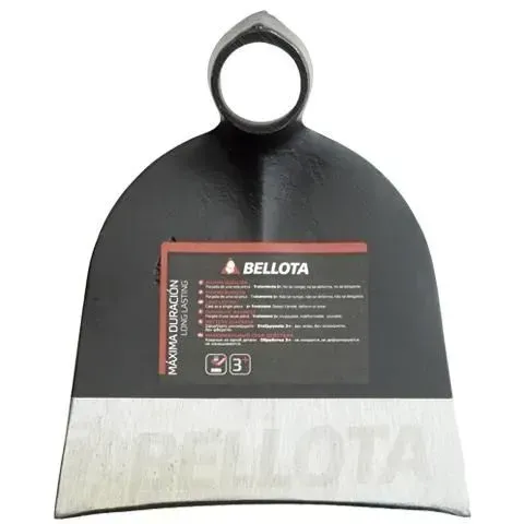 Paleta de albañilería Black Bellota con hoja metálica y orificio circular en el mango sobre fondo blanco.