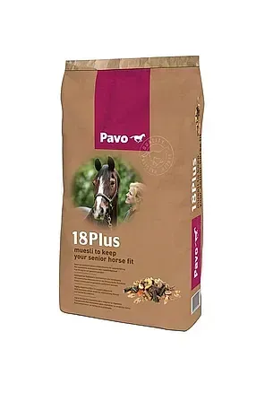 Bolsa de pienso para caballos Pavo 18Plus, marrón con etiqueta magenta y foto de un caballo.