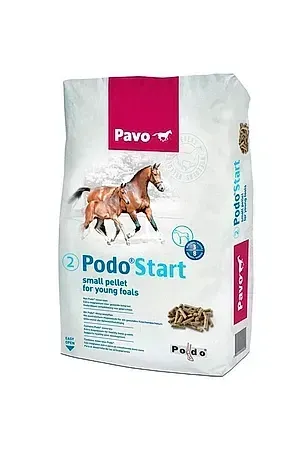 Bolsa de pienso para caballos Pavo PodoStart con ilustración de un caballo en un envase blanco y rosa.