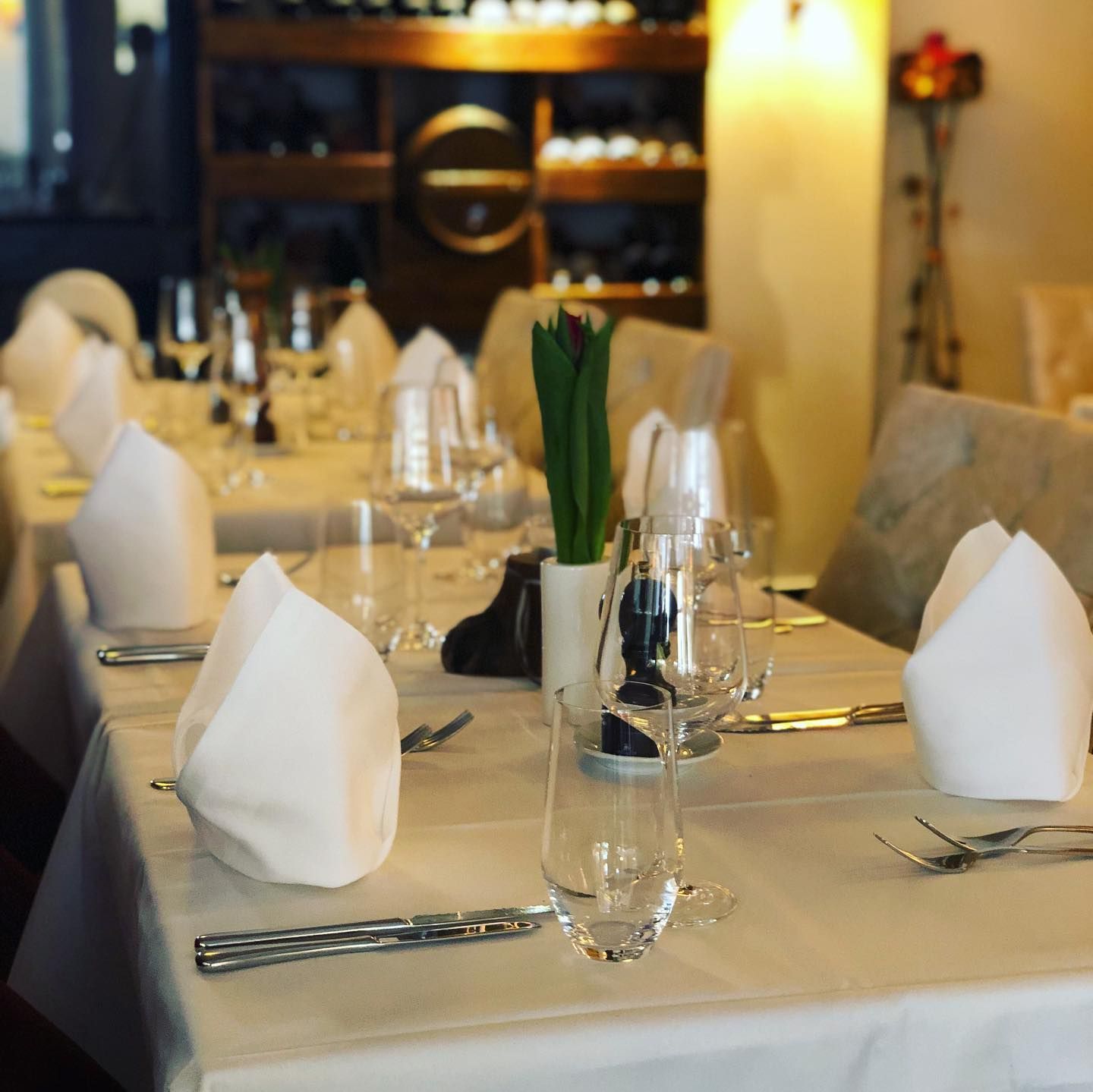 Gedeckter Tisch in der Pizzeria Rebstock