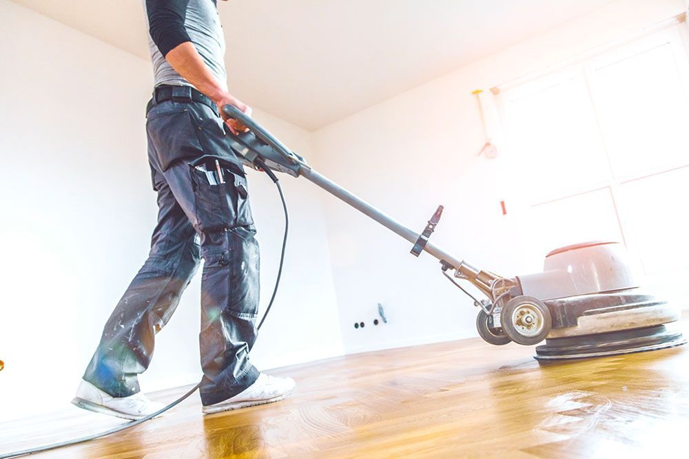Trabajo de acuchillado de parquet