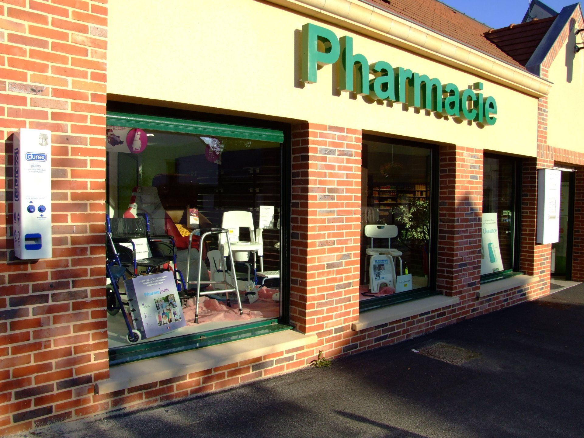 Façade de la Pharmacie Vassout