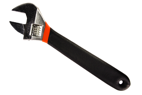 Une clé plate noire et rouge.