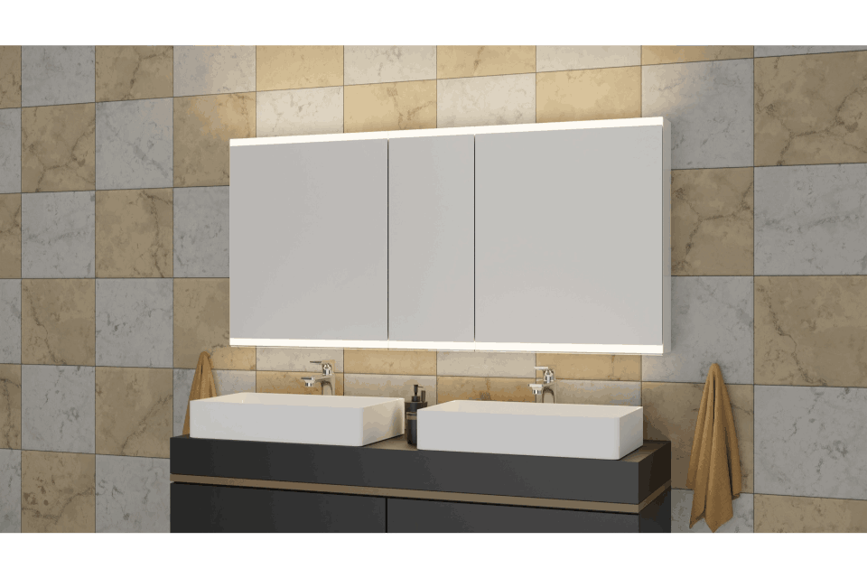 Badmöbel und Spiegel