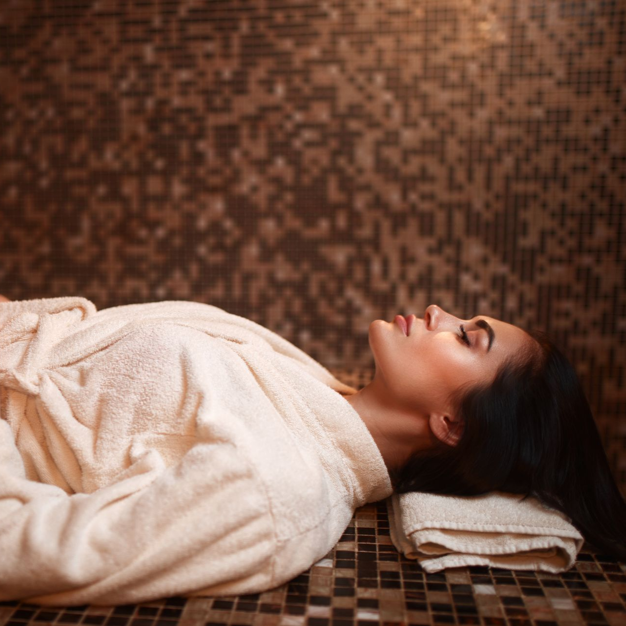 Une femme dans un hammam