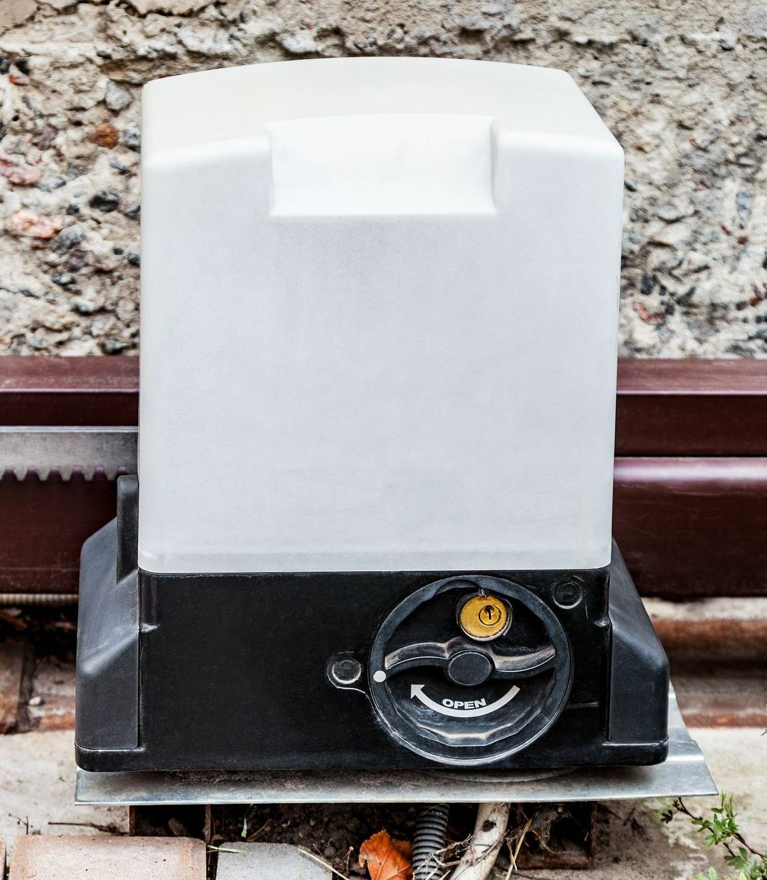 Gros plan d'un moteur de portail.