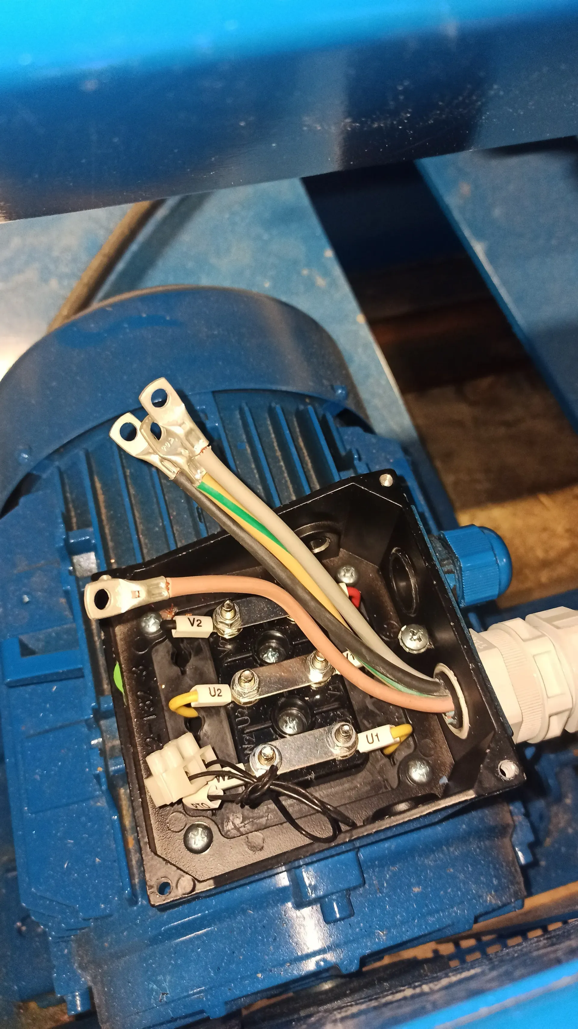 Sähköpalvelu SR logo