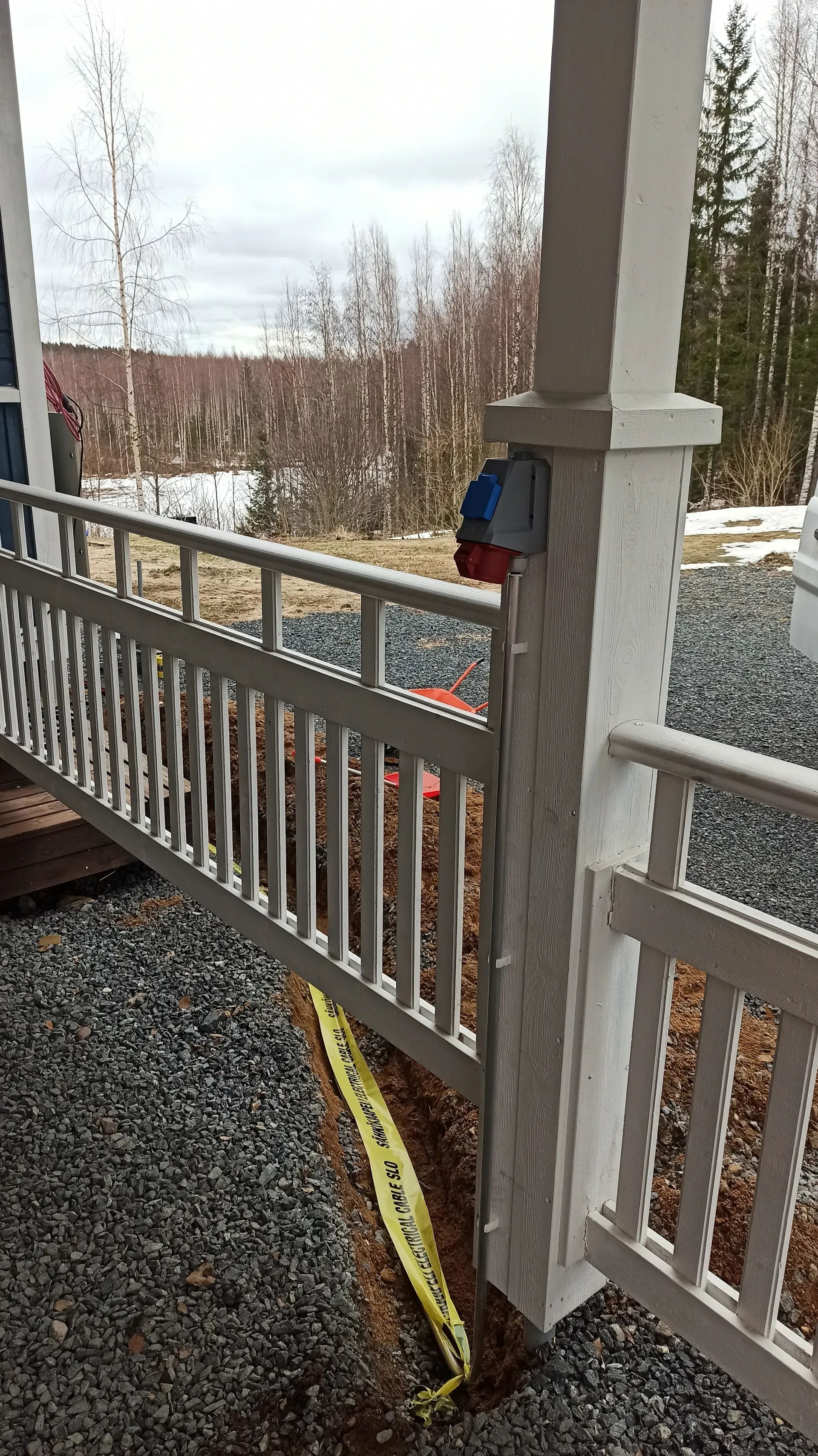 Sähköpalvelu SR logo