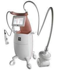 Cela ressemble à un aspirateur avec un tuyau attaché.