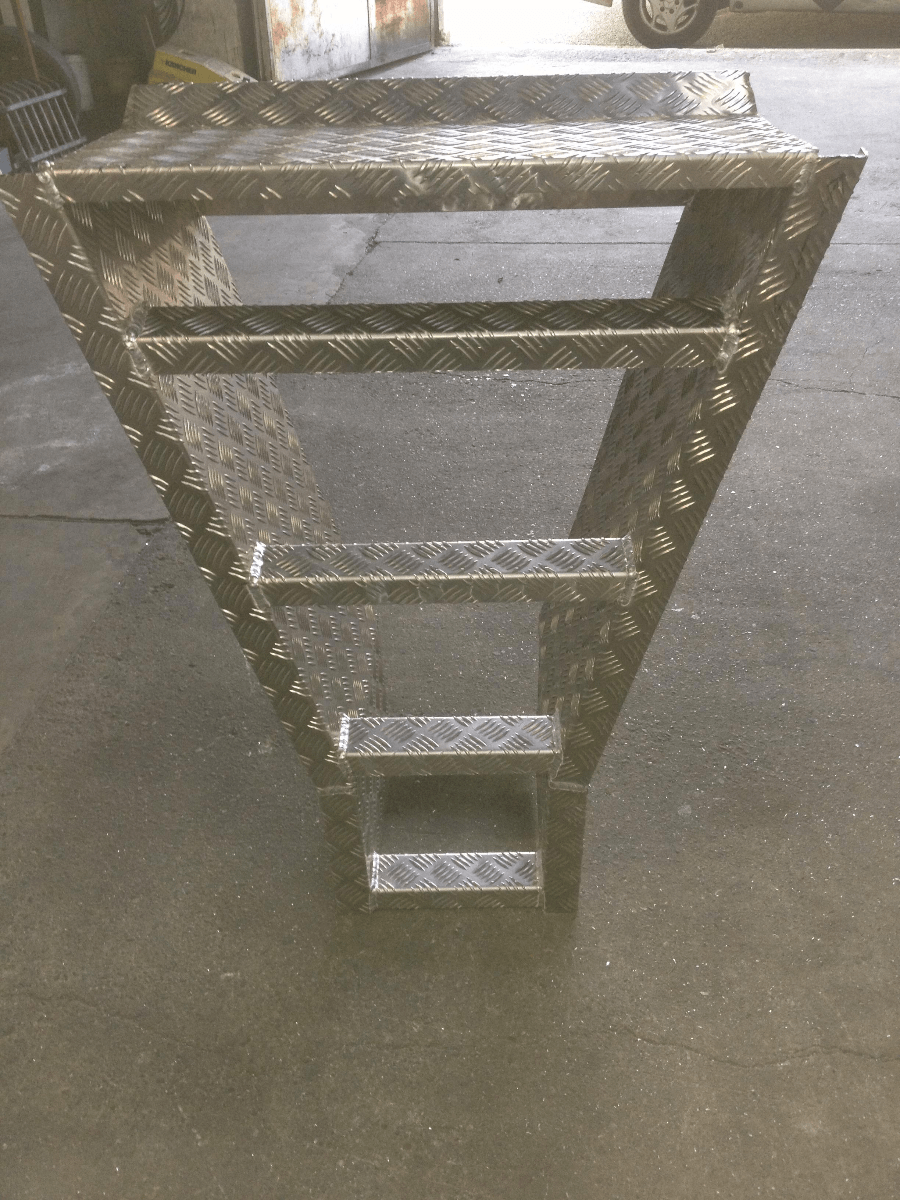 CSB Chaudronnerie Serrurerie Béglaise : Travaux de  serrurerie pour la création de portes, de portails, de portillons ou de portes de garage prés de B