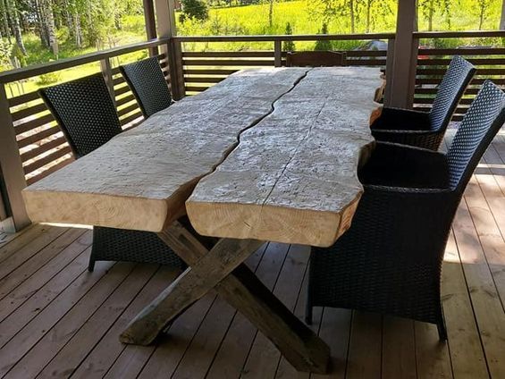 PSV-Rakennuksen kalustoa
