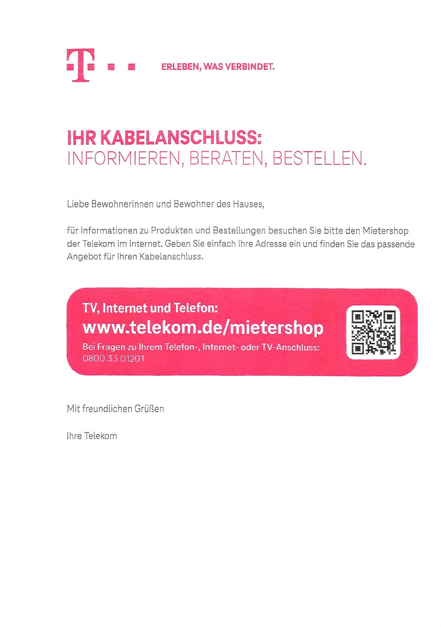 Informationsflyer der Telekom über Kabelinternet- und Fernsehdienste mit einem QR-Code-Link zur Website des Kundenshops.