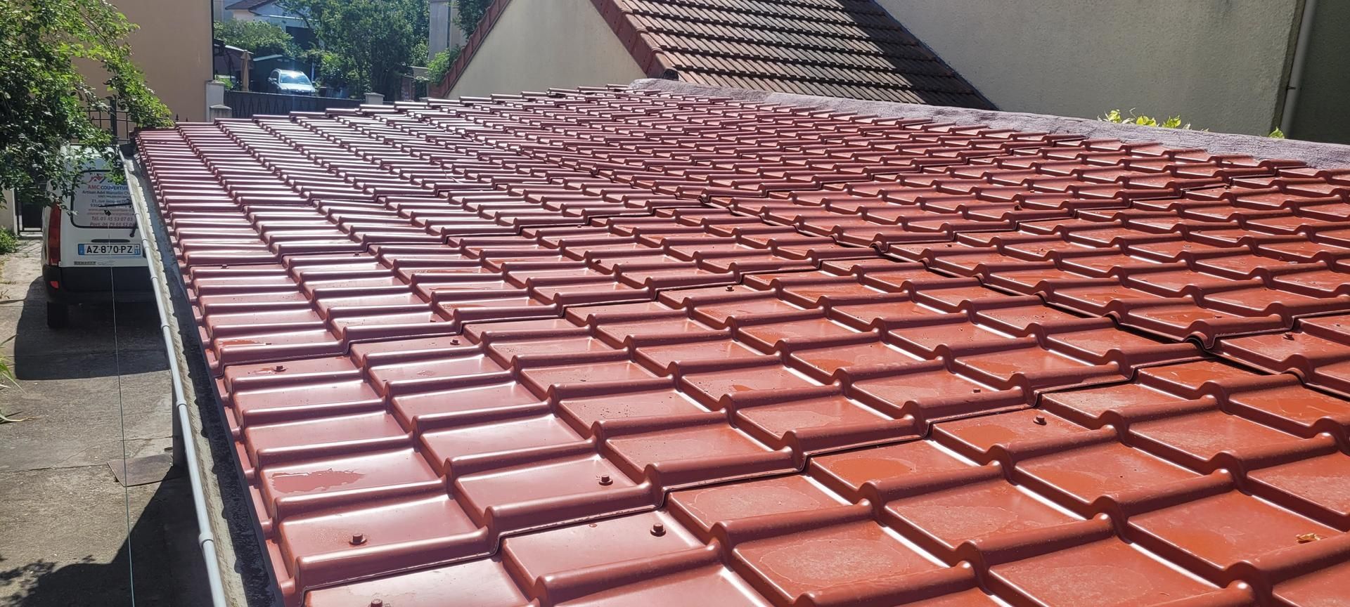 Pose d'une toiture en tuiles