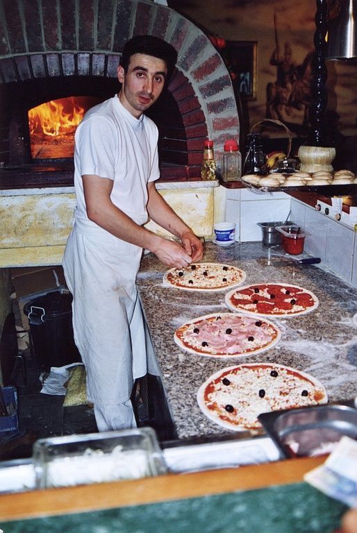 BRAVO PIZZA - Biel/Bienne