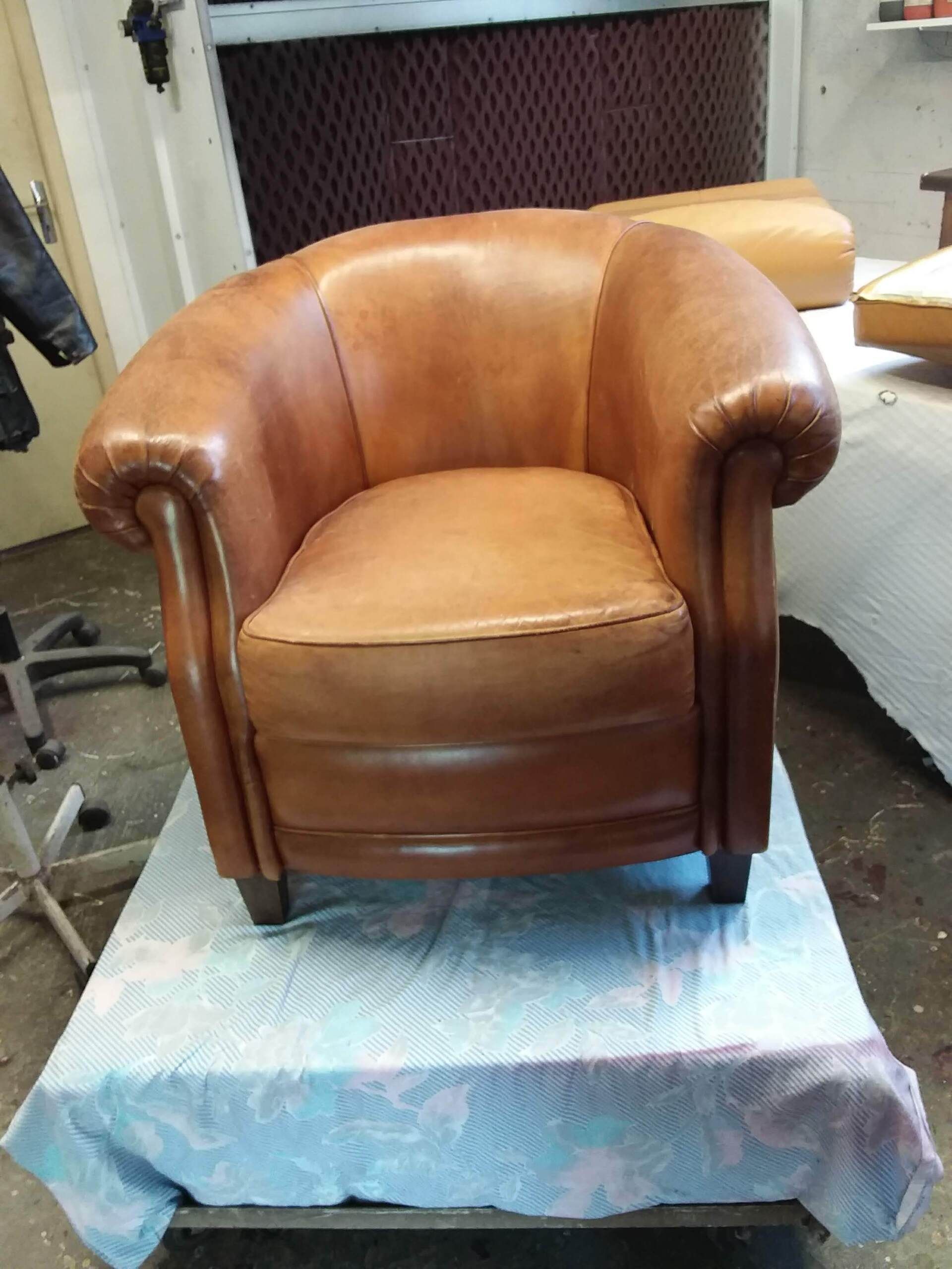 Fauteuil en cuir