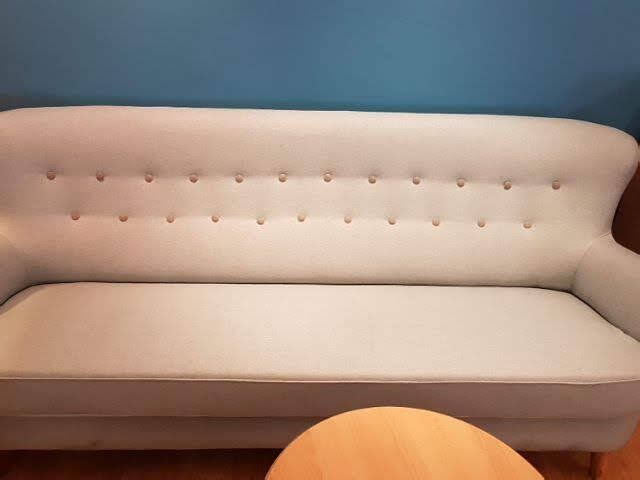 Une banquette
