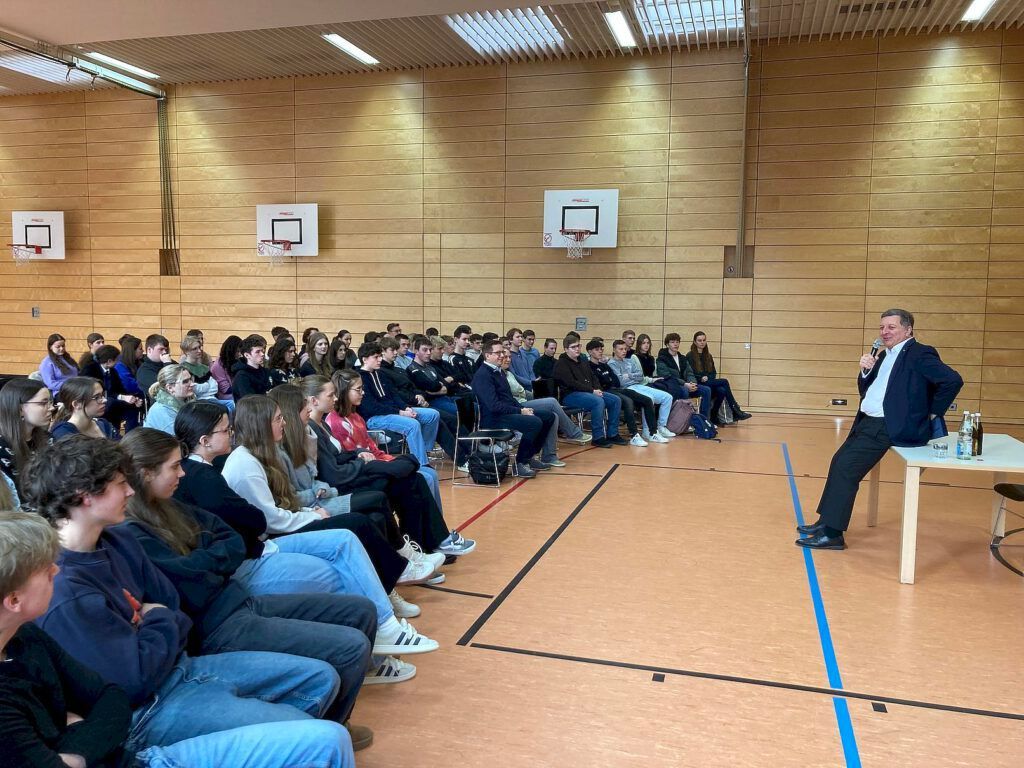 Besuch von Staatsminister Christian Bernreiter