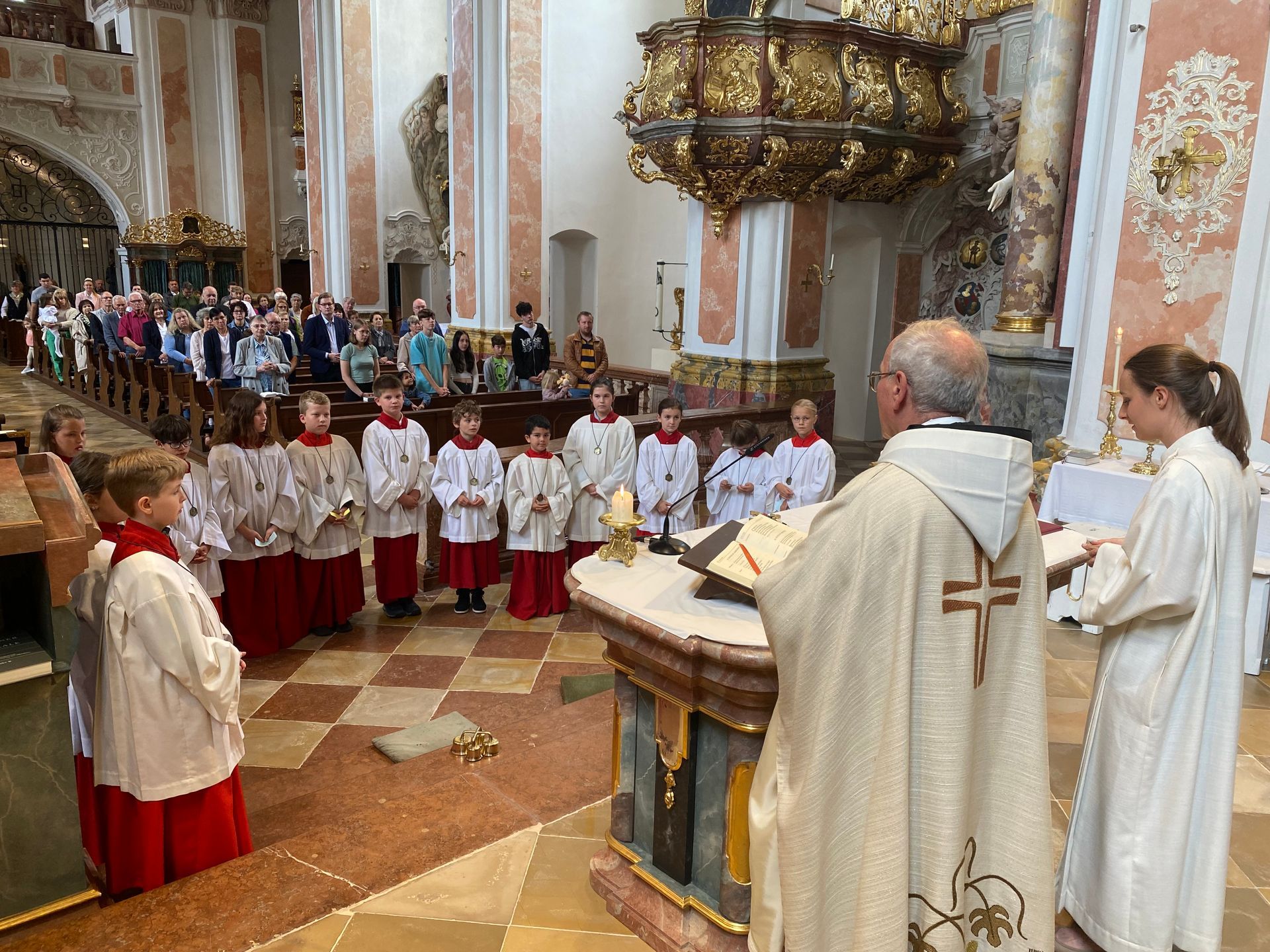 Die Feier der Eucharistie Die Feier der Eucharistie