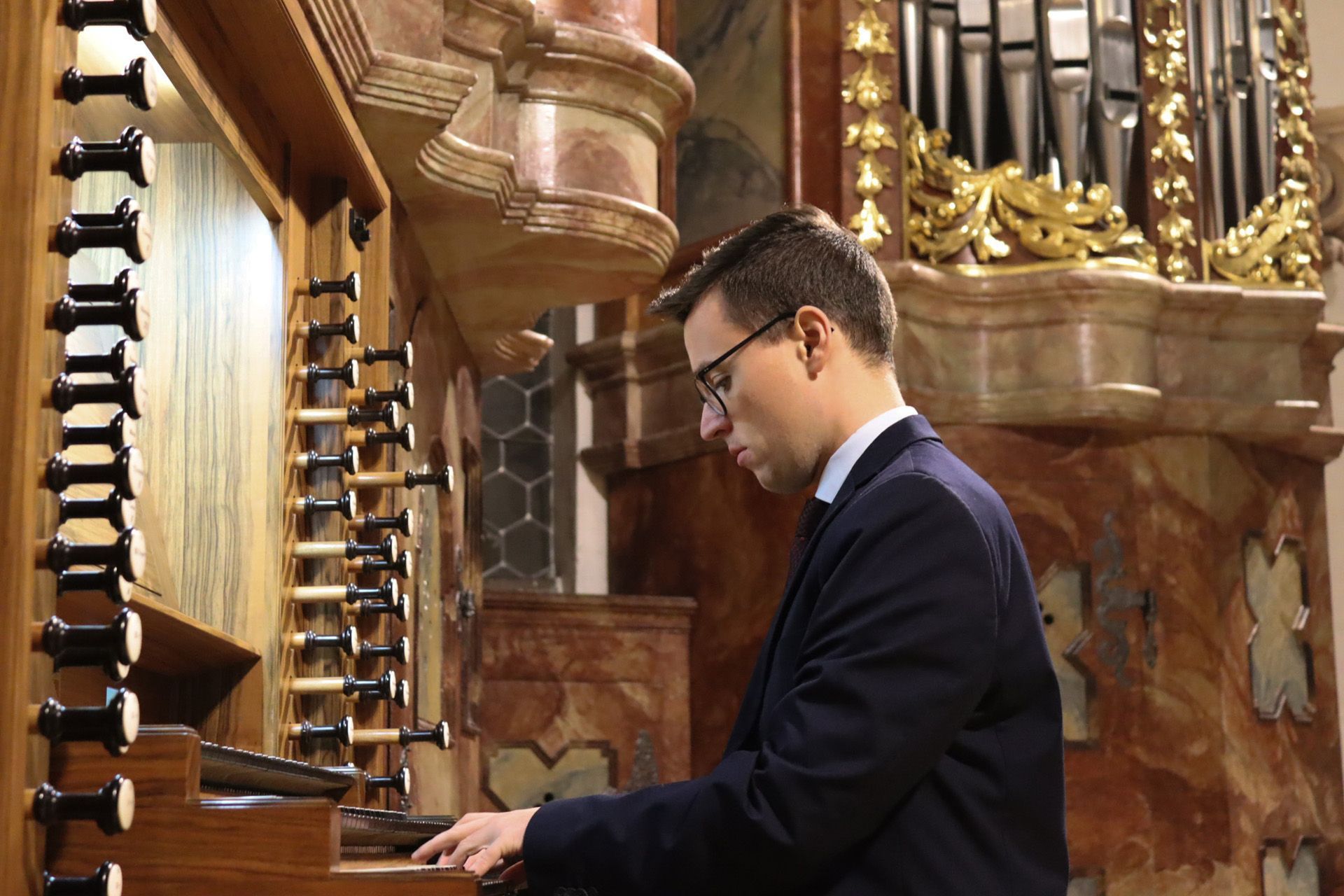 Orgel spielen