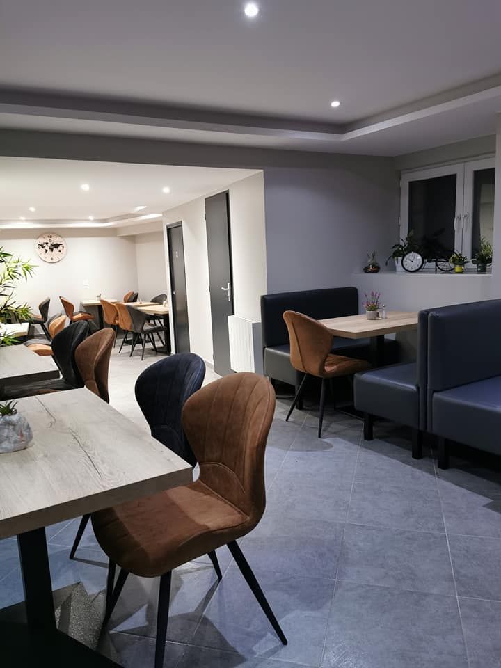 Salle de réception en long