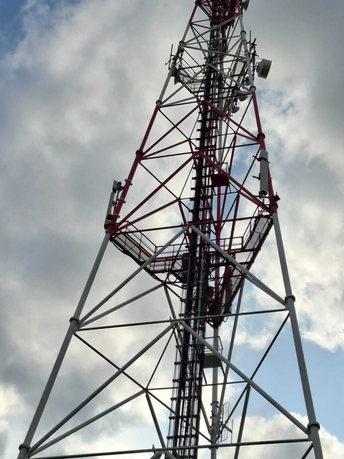 Pylône électrique.