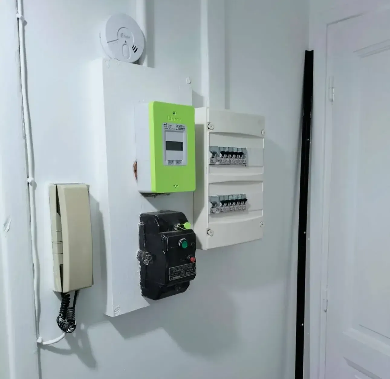 Présentation d'un compteur électrique Linky.