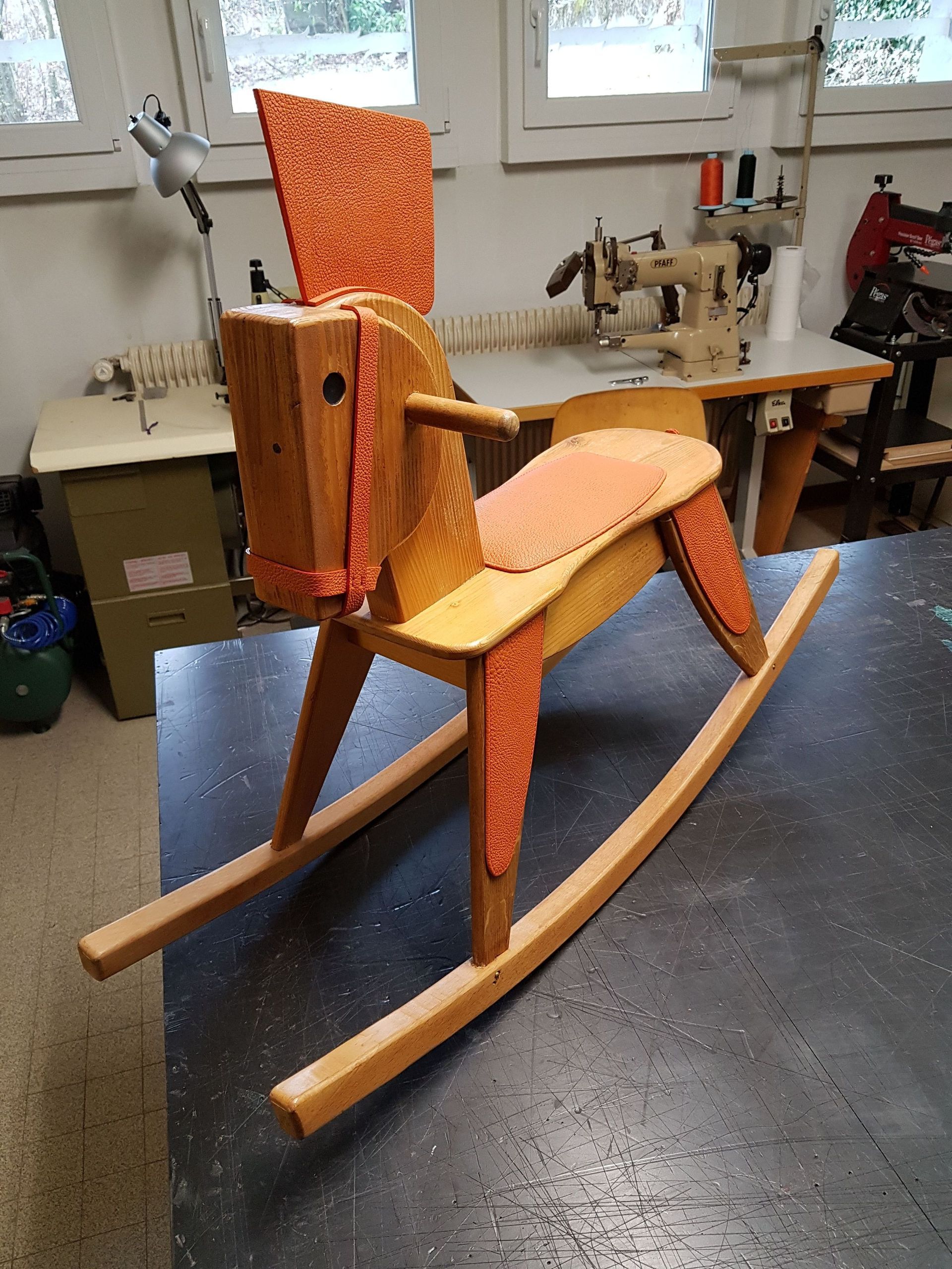 Cheval en bois - Thomas Birchler