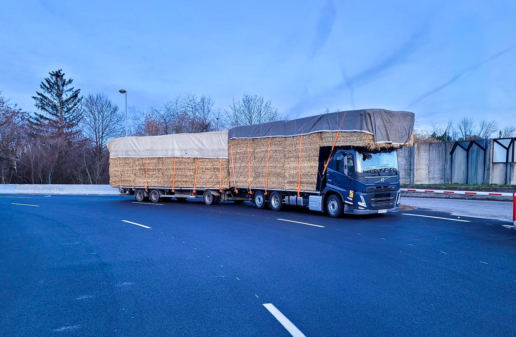 Livraison Camion Remorque