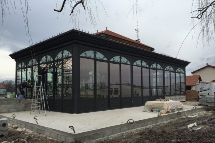 Pose de vitre avec grue, restaurant