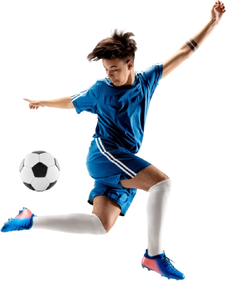 Joueur de football en uniforme bleu frappant le ballon, fond blanc.