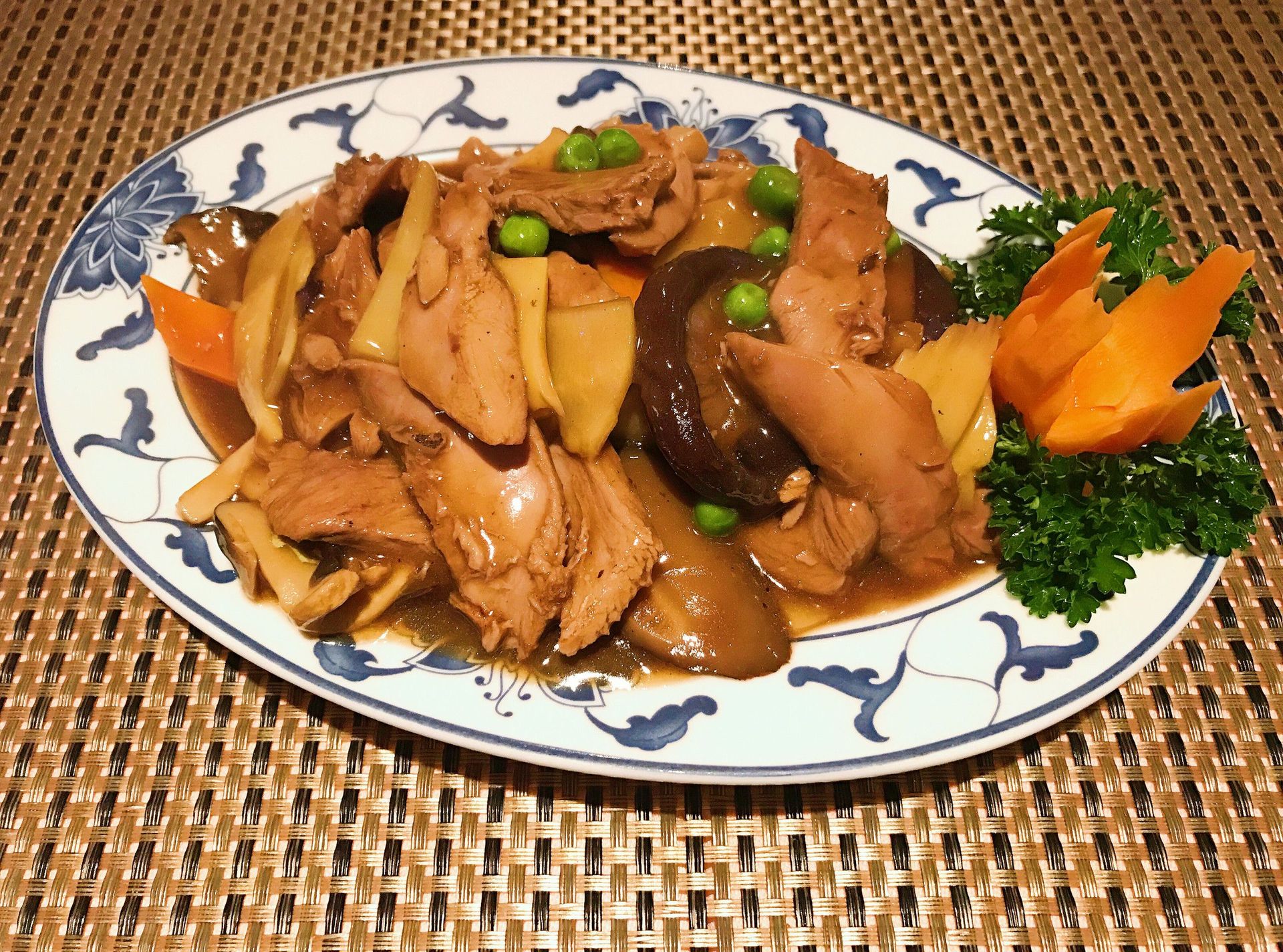 Geschnetzeltes - Restaurant Tai Yien