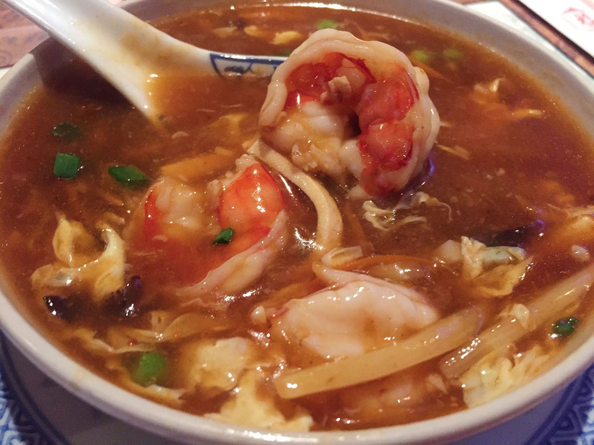 Suppe mit Shrimps - Restaurant Tai Yien