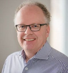 Vorstand
Dr. Bernhard Hildebrandt, Neuburg a.d. Donau 