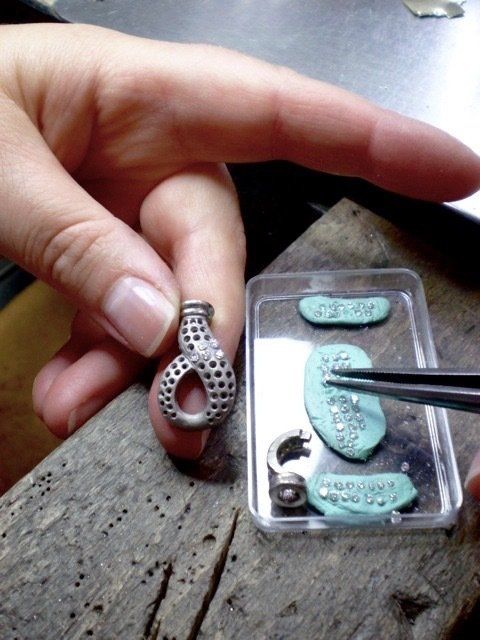 Création de bijoux en or