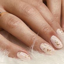 Schönes Nageldesign
