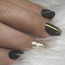 Schönes Nageldesign
