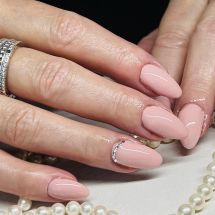 Schönes Nageldesign
