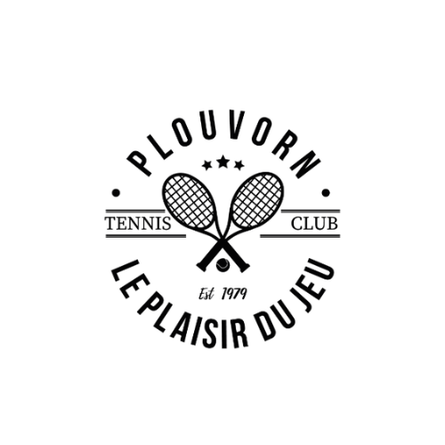 Logo en noir et blanc du club de tennis de Plouvorn avec des raquettes croisées et le texte « Le plaisir du jeu ».