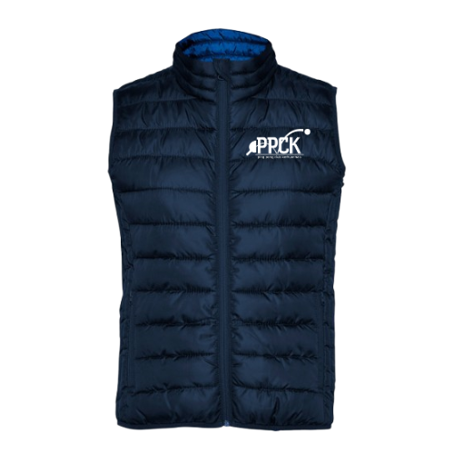 Doudoune sans manches bleu marine isolée, à col montant et logo blanc sur la poitrine