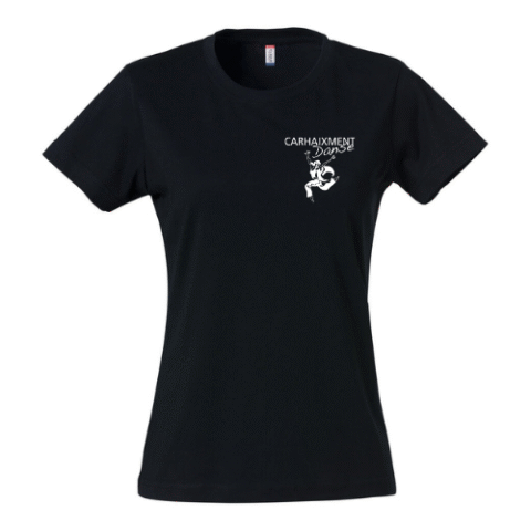 T-shirt noir à manches courtes avec un petit motif et un texte blancs sur la poitrine gauche, sur fond uni.