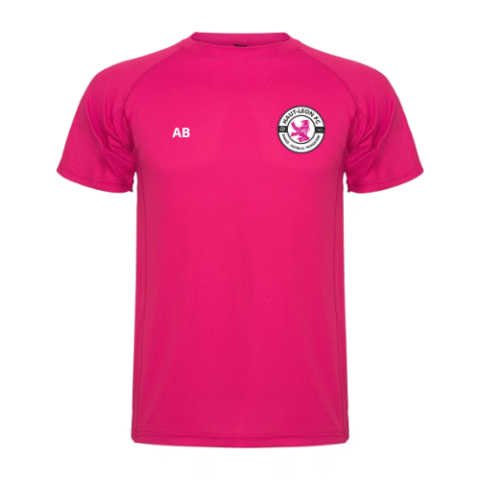 T-shirt de sport rose vif à manches courtes avec un petit logo sur la poitrine et les initiales « AB » sur le côté gauche