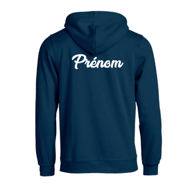 Sweat à capuche bleu marine avec un écusson blanc sur la poitrine et une inscription blanche sur la manche