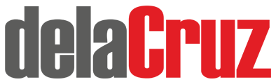 Un logo rojo y gris para Dela Cruz.