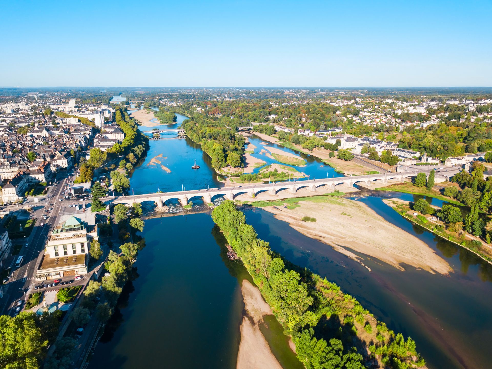 Vue aérienne de la ville de Tours.
