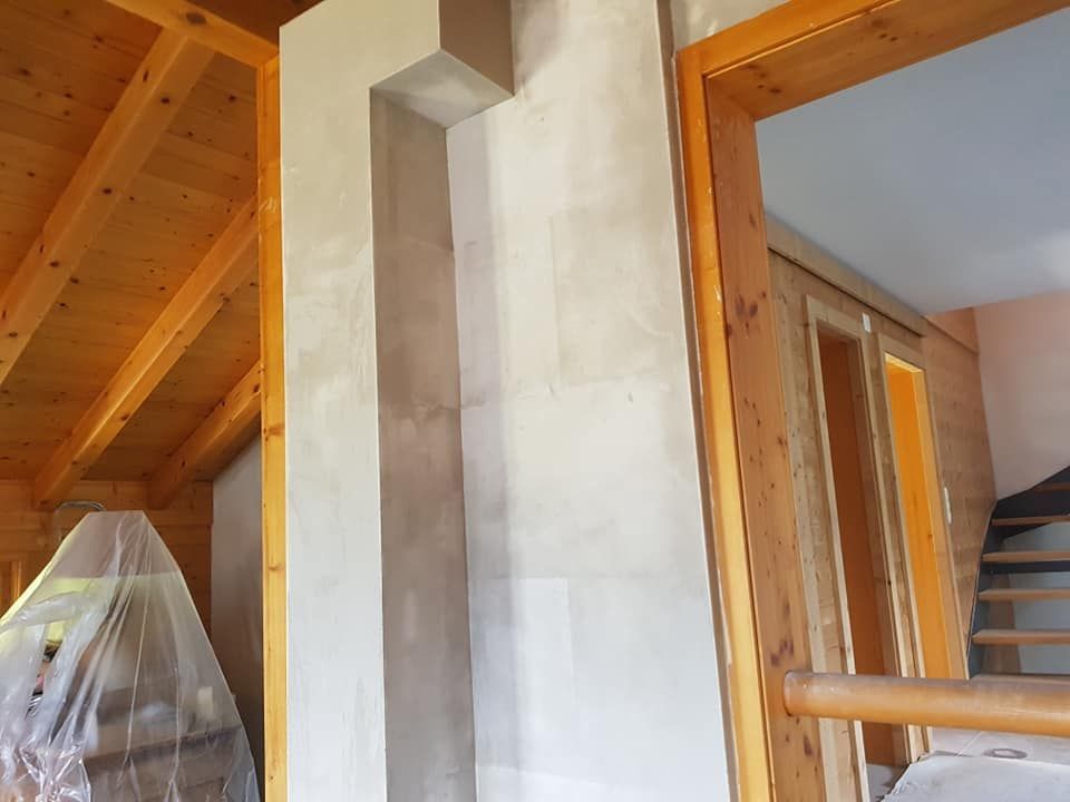 plafond avec poutres apparentes