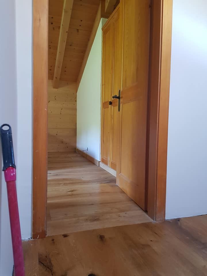 plafond avec poutres apparentes