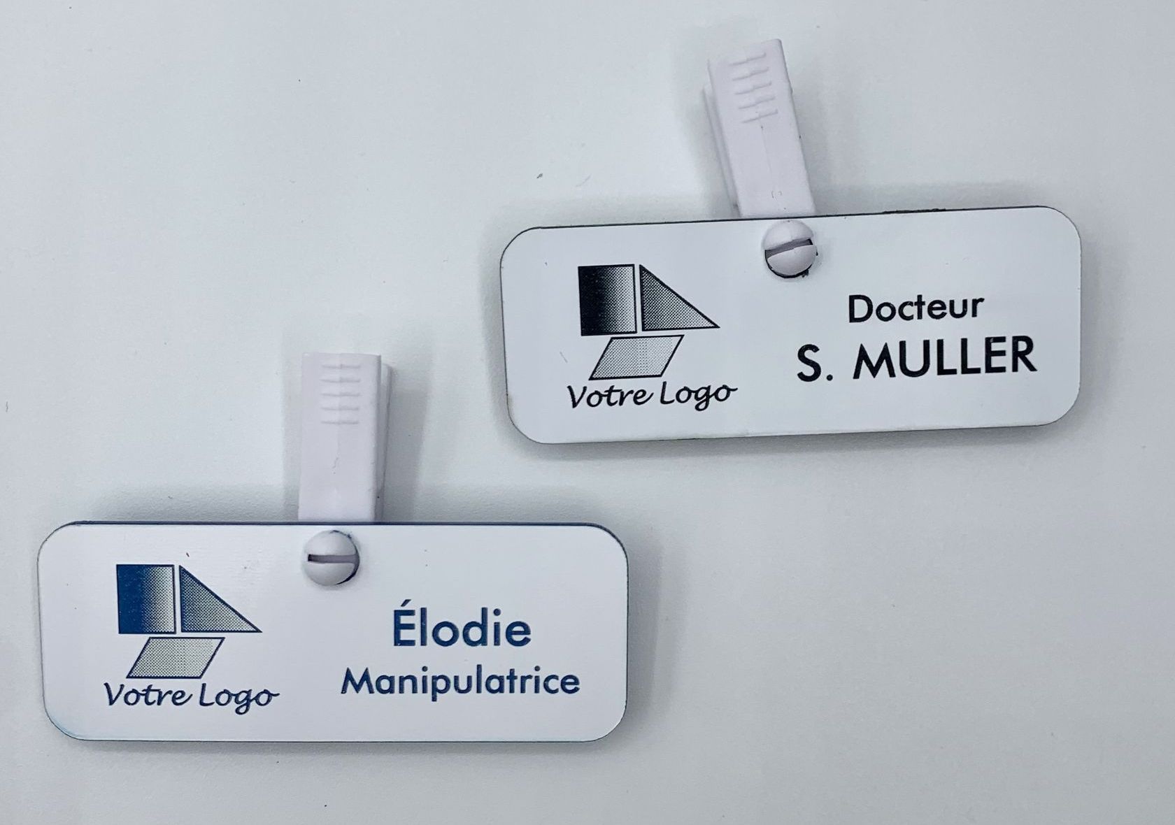 Badges en plastique amagnétiques pour cabinet médical