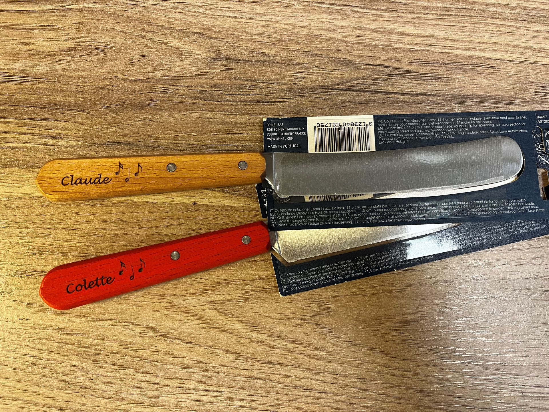 Manches de couteaux gravés