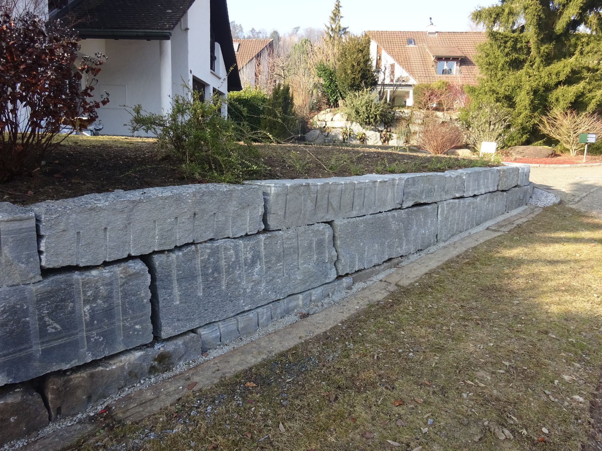 Natursteinmauern in Rafzerfeld: robust und stilvoll.